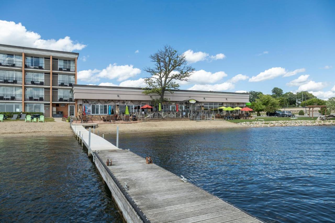 Holiday Inn Detroit Lakes By Ihg Exterior foto