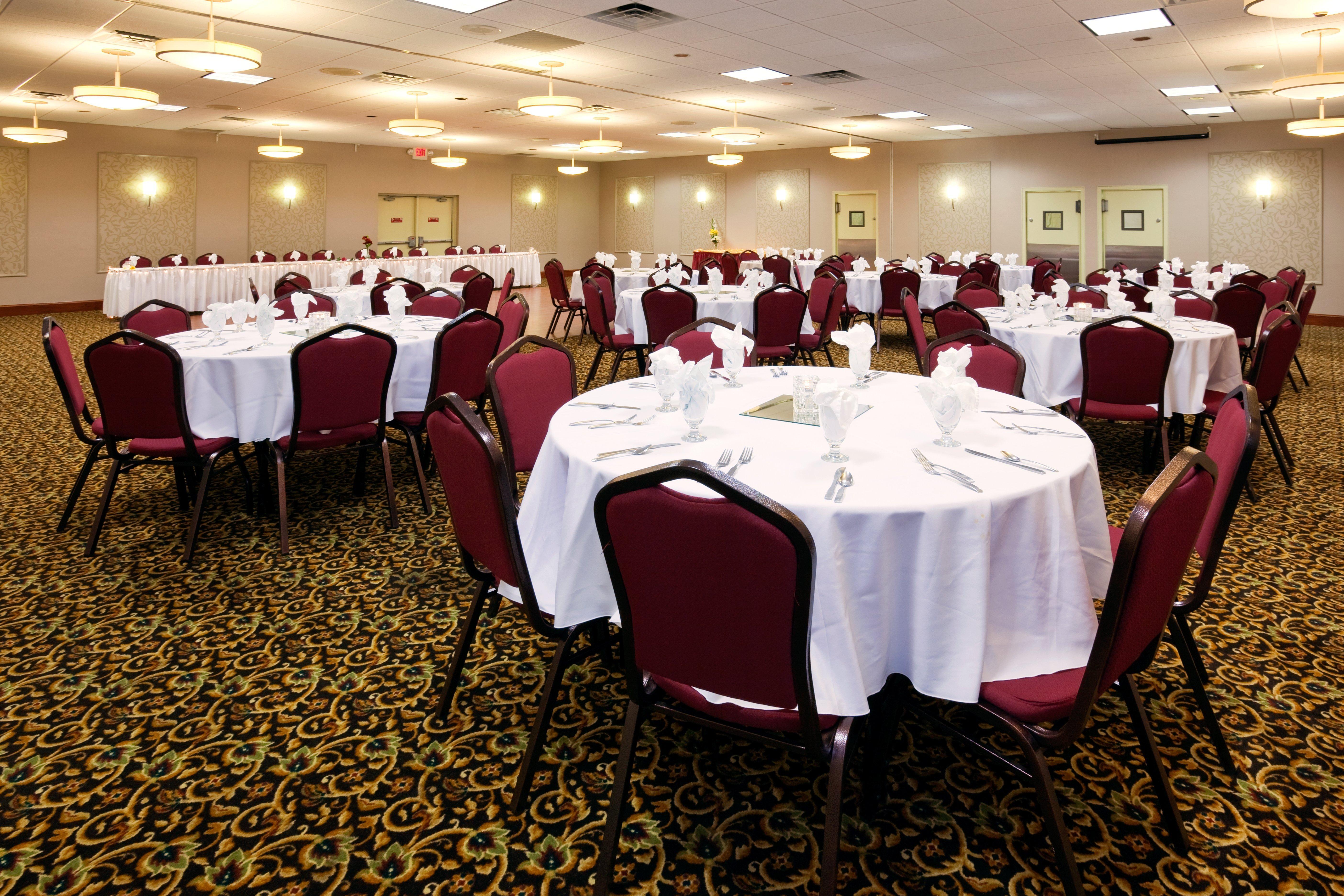 Holiday Inn Detroit Lakes By Ihg Exterior foto